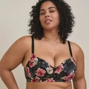 Torrid Curves Size 44DD Plunge Push Up 360 Back Smoothing Bra Skulls Flowers